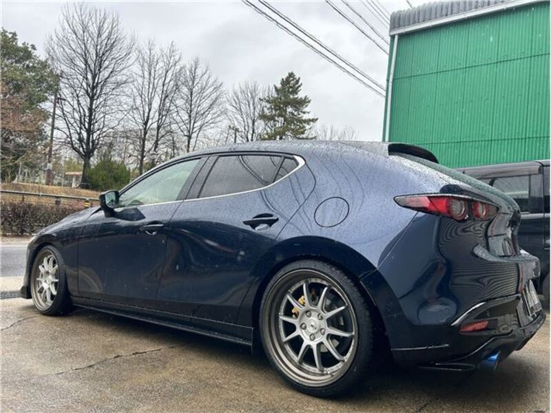 MAZDA3