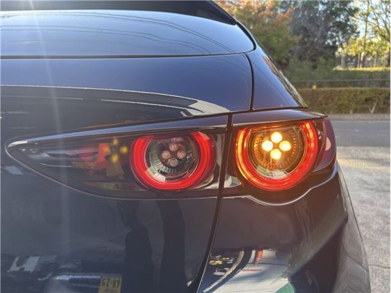 MAZDA3