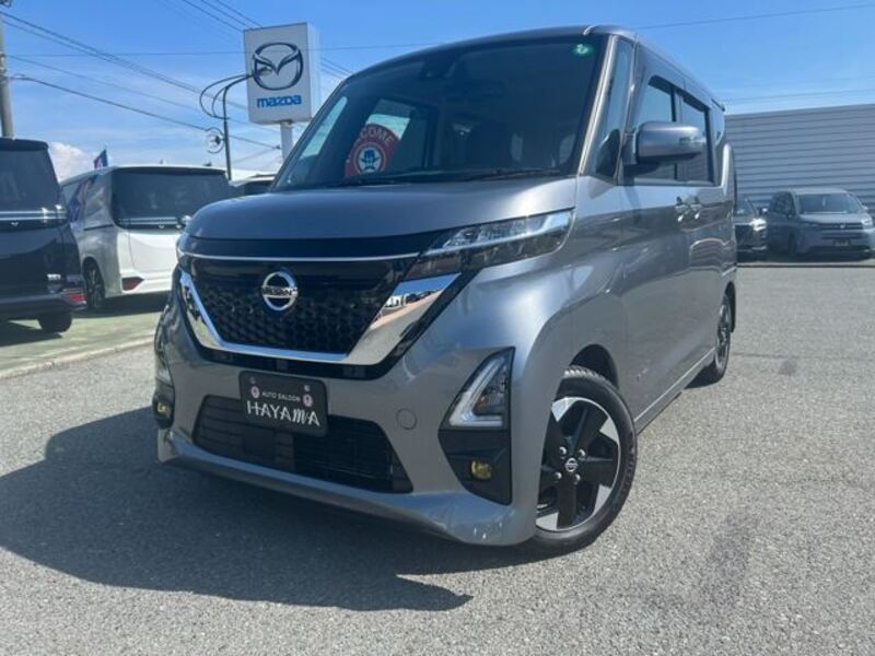 NISSAN ROOX