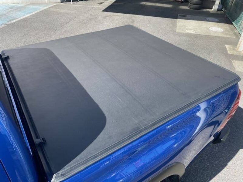 HILUX