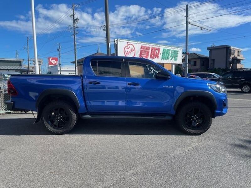 HILUX
