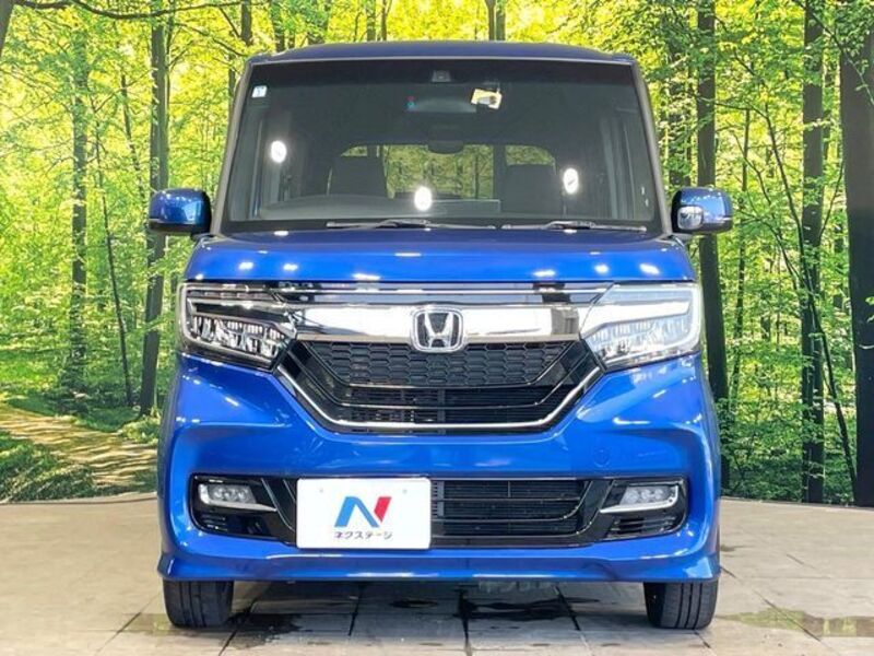 N BOX CUSTOM