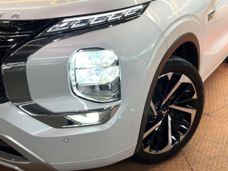 OUTLANDER PHEV