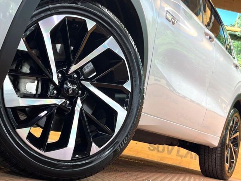 OUTLANDER PHEV