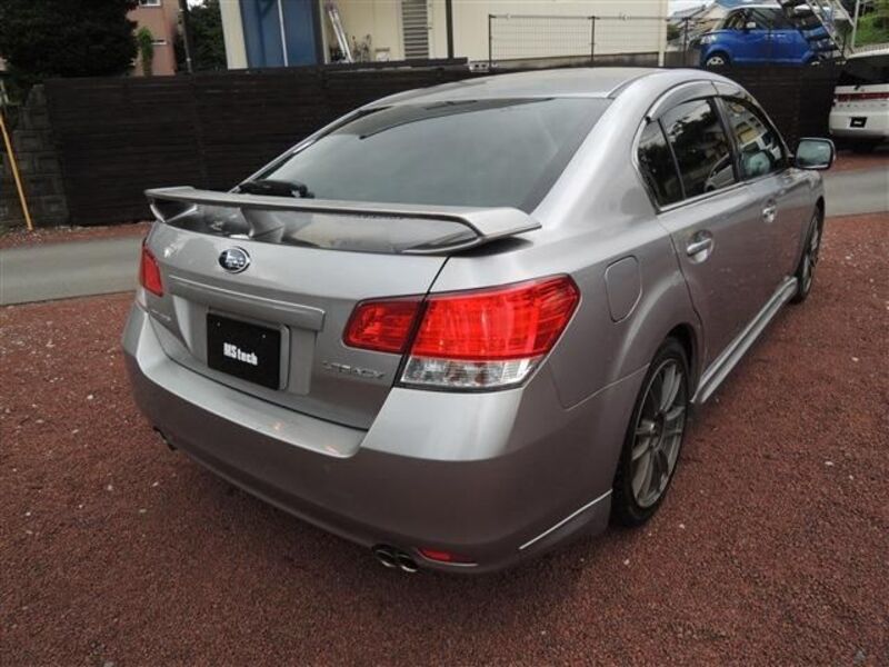 LEGACY B4