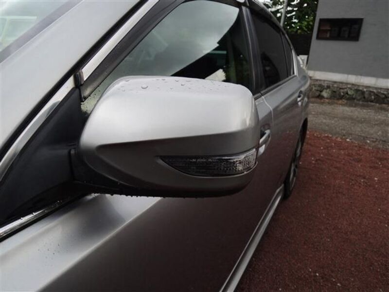 LEGACY B4