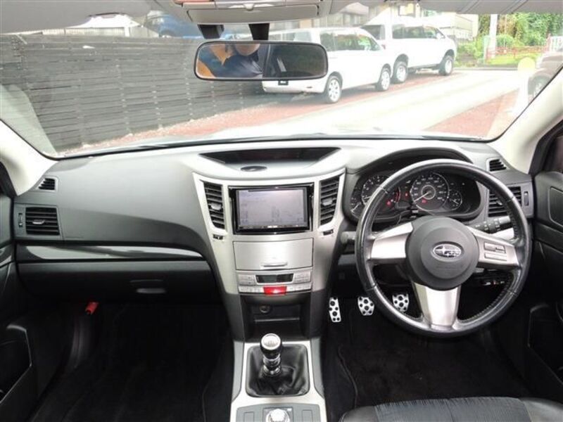 LEGACY B4