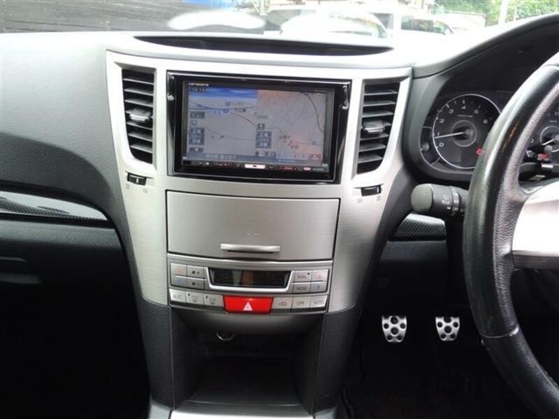 LEGACY B4