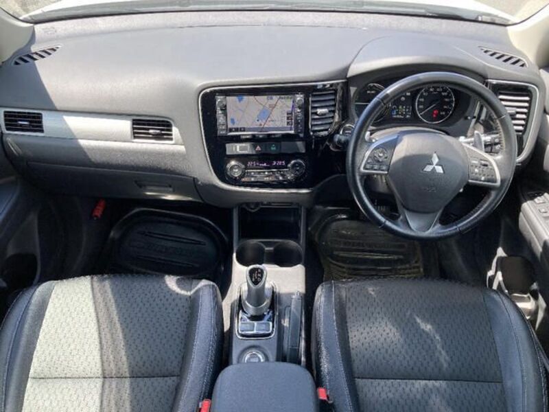 OUTLANDER PHEV