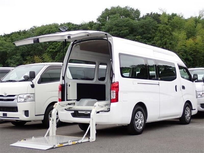 NISSAN NV350 CARAVAN
