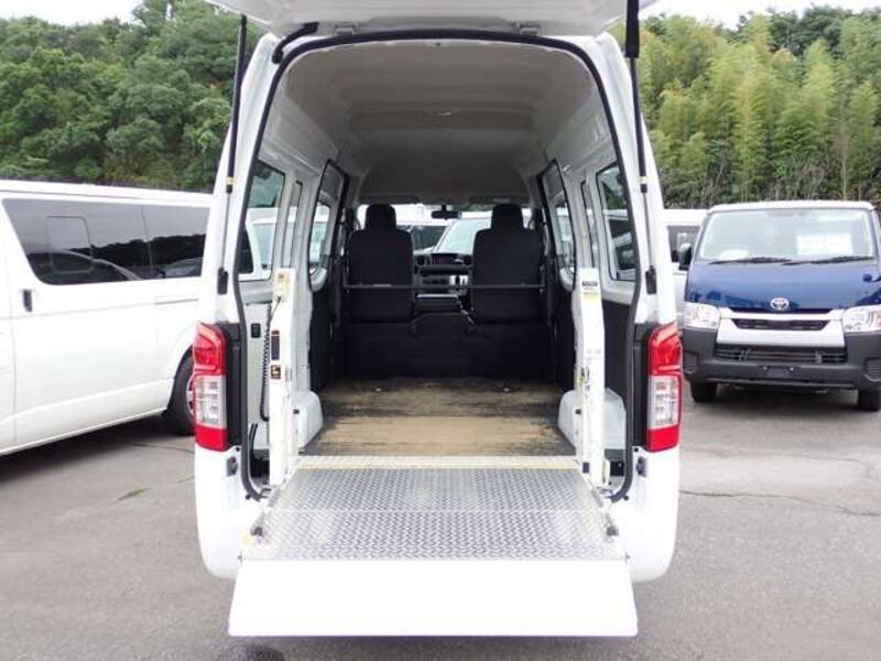 NV350 CARAVAN