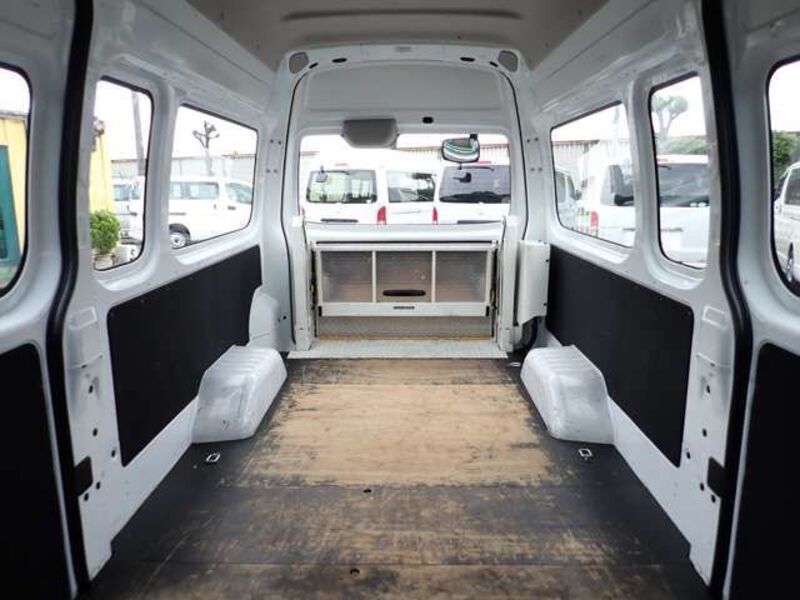 NV350 CARAVAN