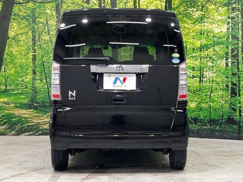 N BOX