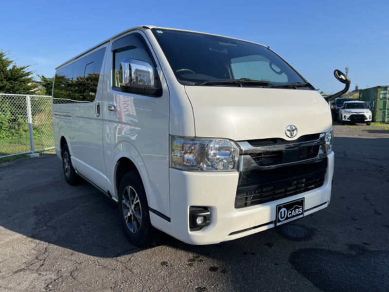 HIACE VAN