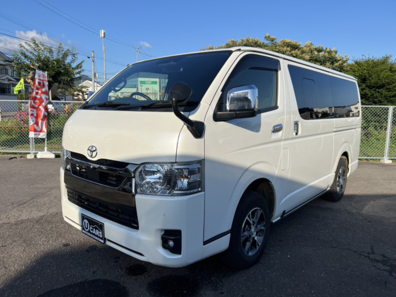 HIACE VAN