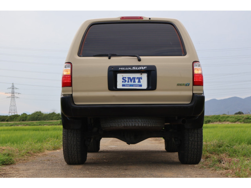 HILUX SURF
