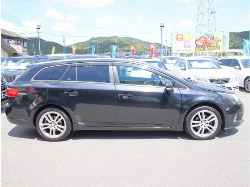 AVENSIS WAGON