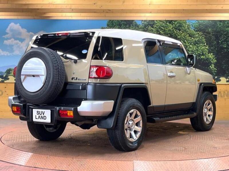 FJ CRUISER