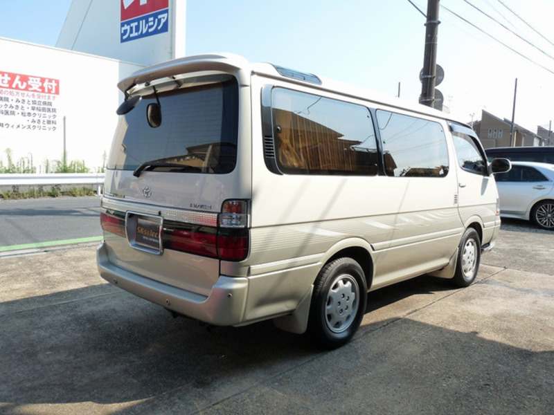 HIACE