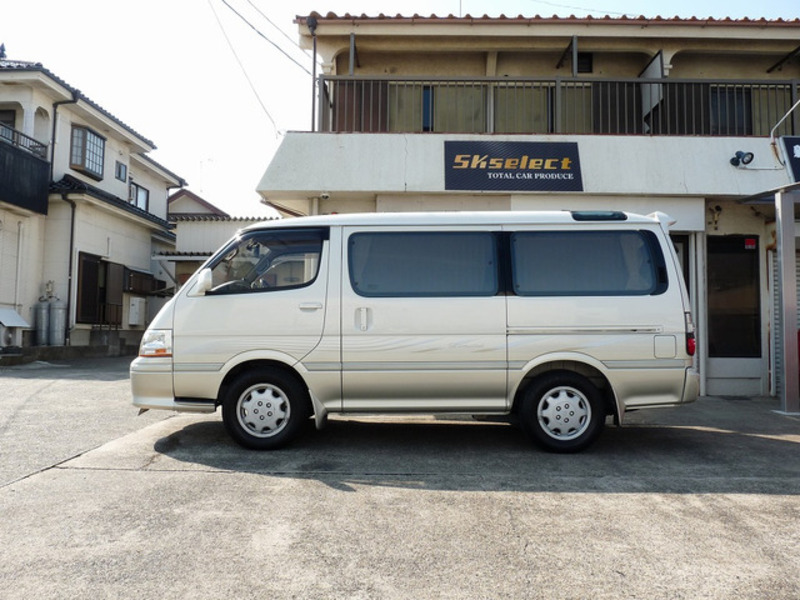 HIACE