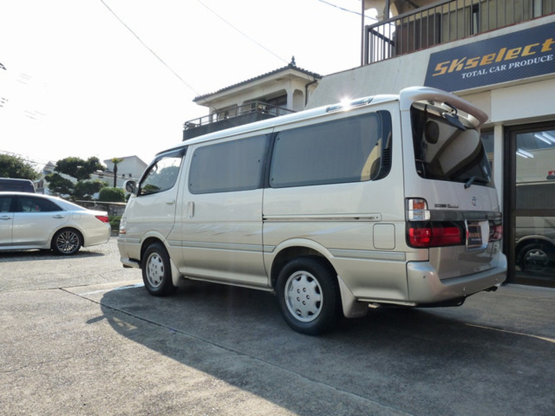 HIACE