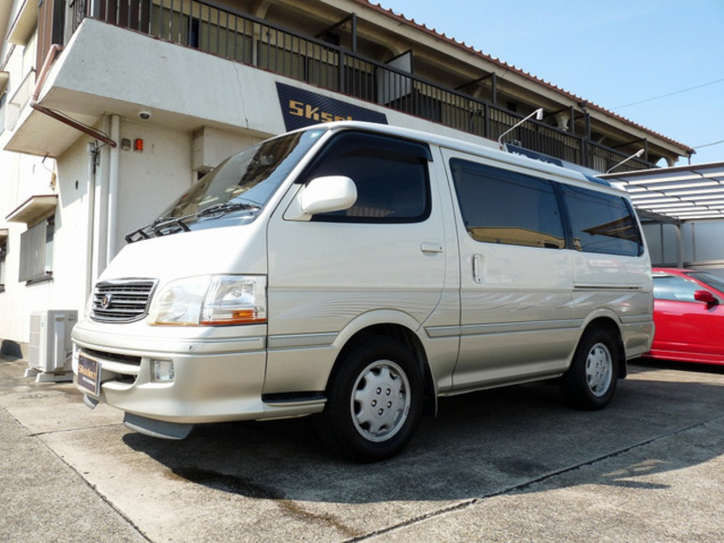 HIACE