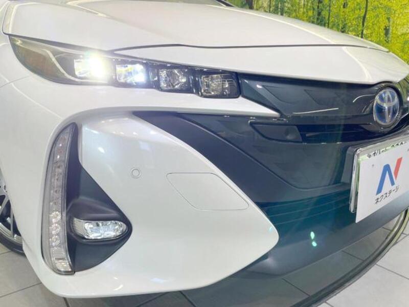 PRIUS PHV
