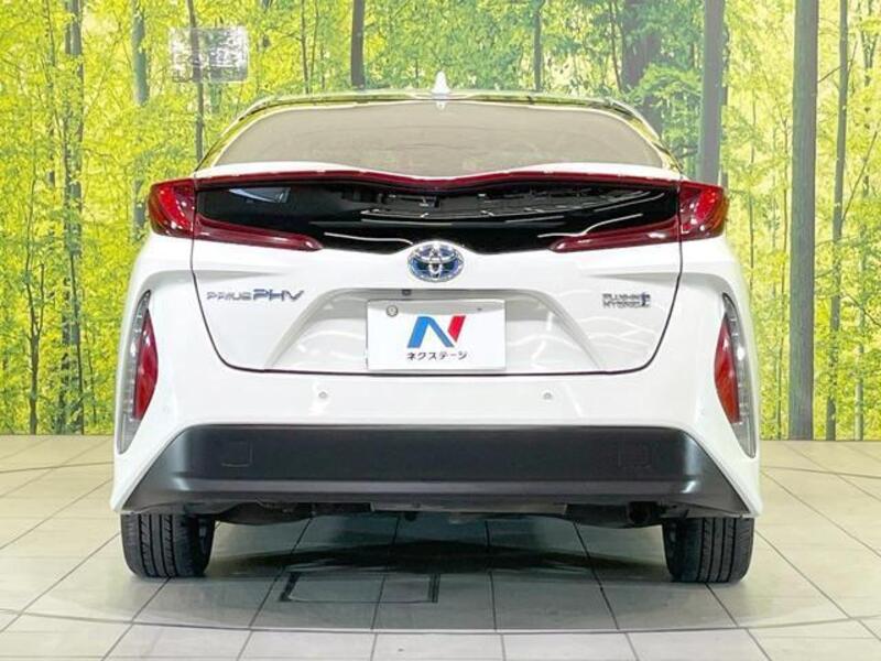 PRIUS PHV