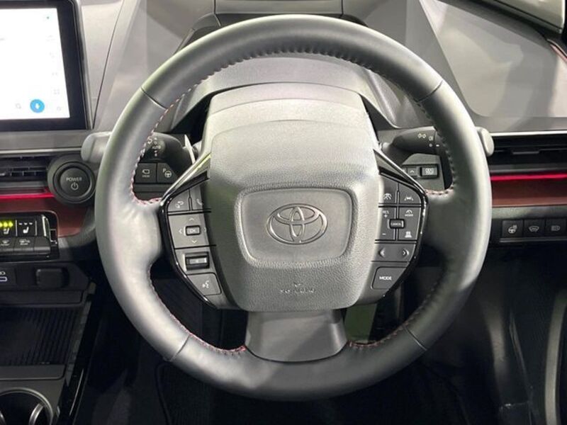 PRIUS PHV