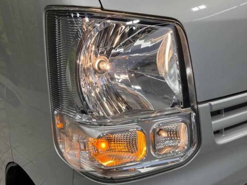 MINICAB VAN