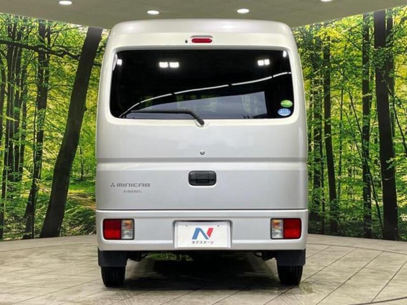 MINICAB VAN