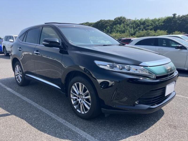 TOYOTA HARRIER
