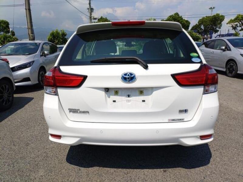 COROLLA FIELDER