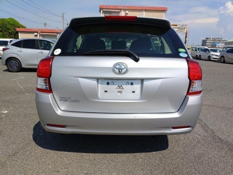 COROLLA FIELDER