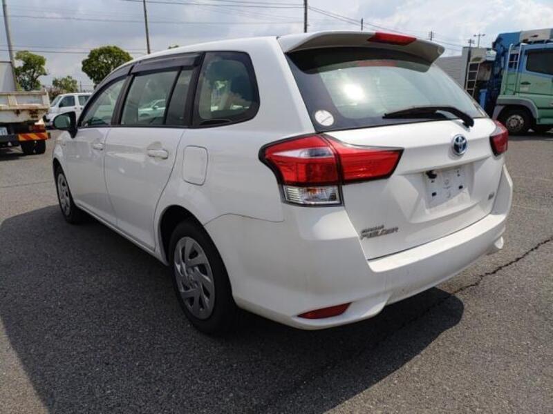 COROLLA FIELDER
