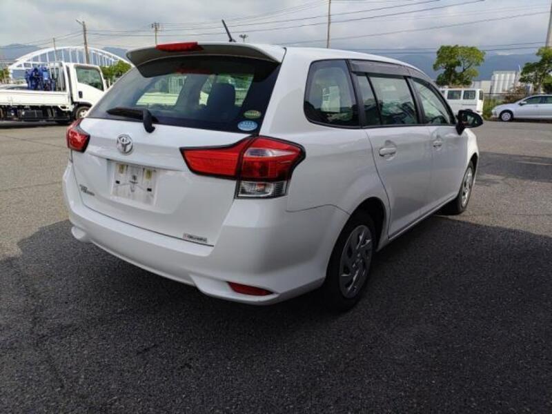 COROLLA FIELDER