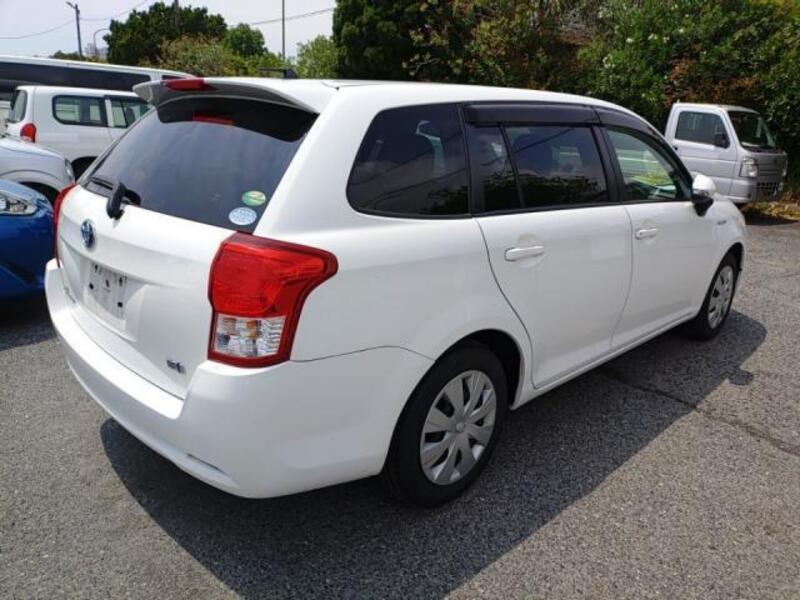 COROLLA FIELDER