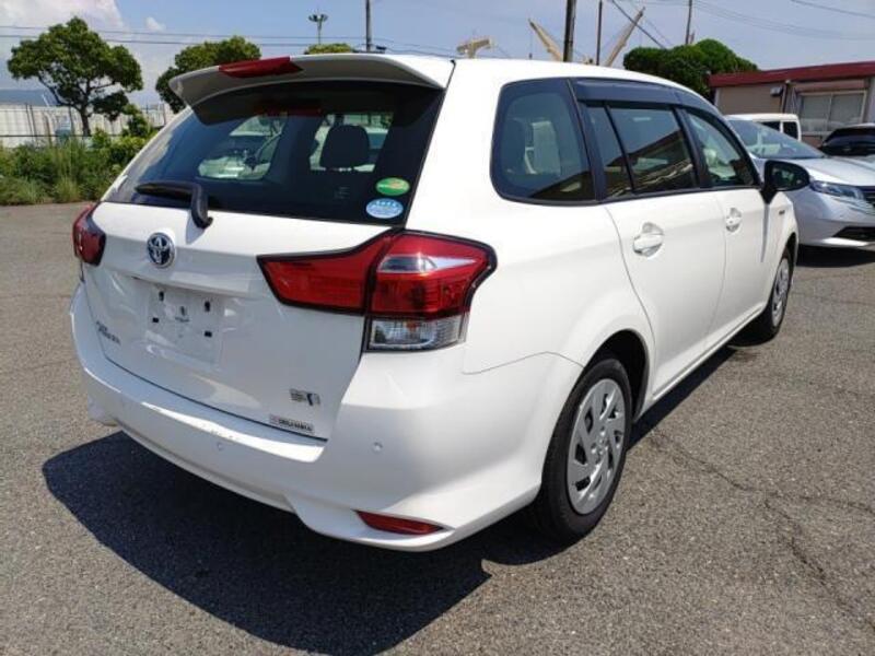 COROLLA FIELDER