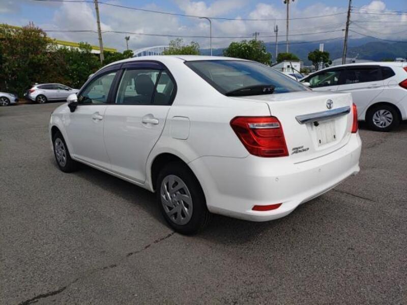 COROLLA AXIO
