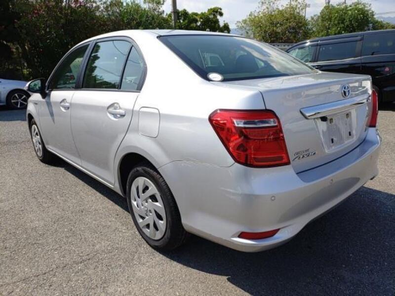 COROLLA AXIO