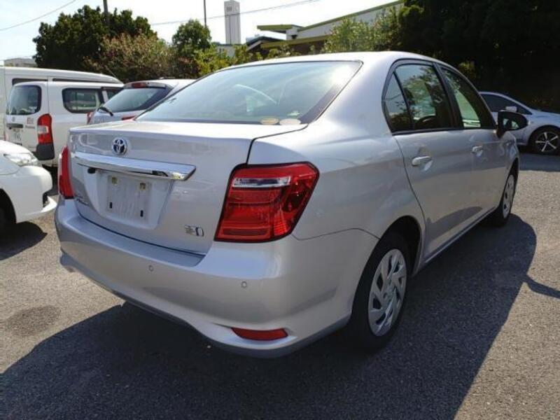 COROLLA AXIO
