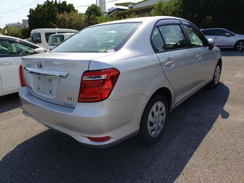 COROLLA AXIO