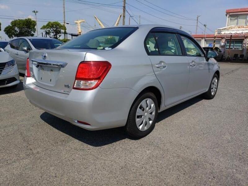 COROLLA AXIO