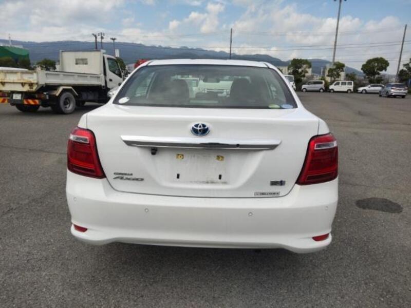 COROLLA AXIO