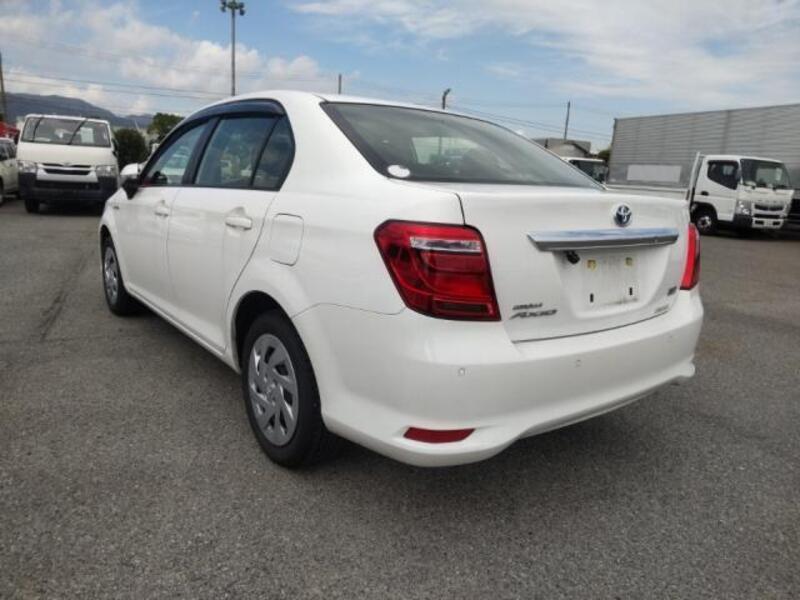 COROLLA AXIO