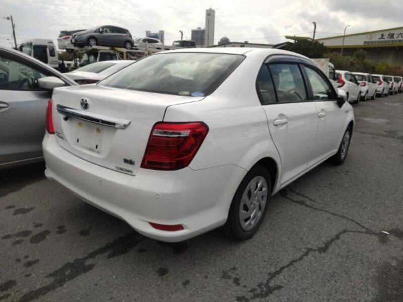 COROLLA AXIO