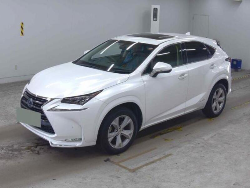 LEXUS NX