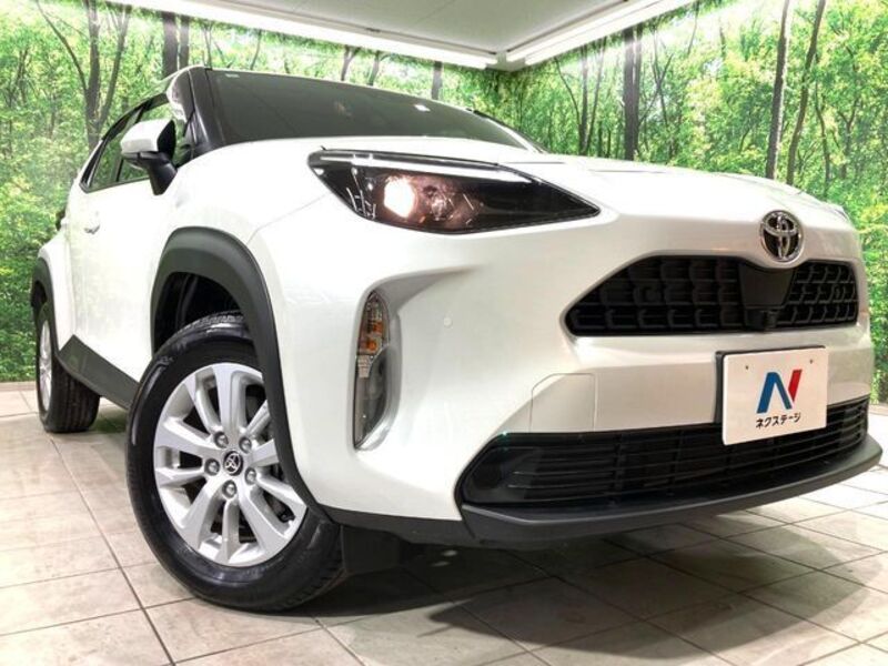YARIS CROSS