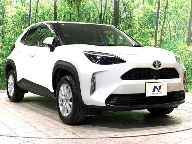 YARIS CROSS