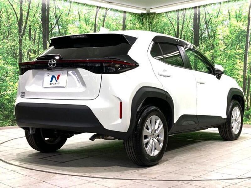 YARIS CROSS